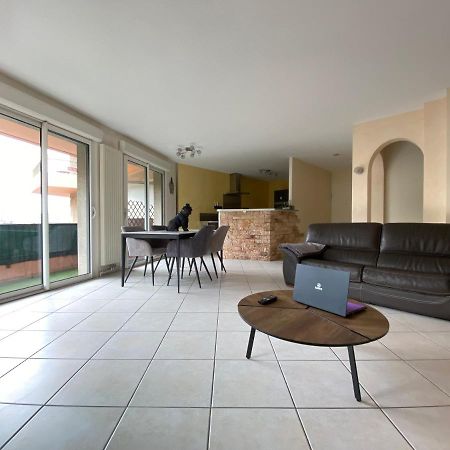 Appartamento Decouvrez Le Charme Au Coeur De Gap Esterno foto
