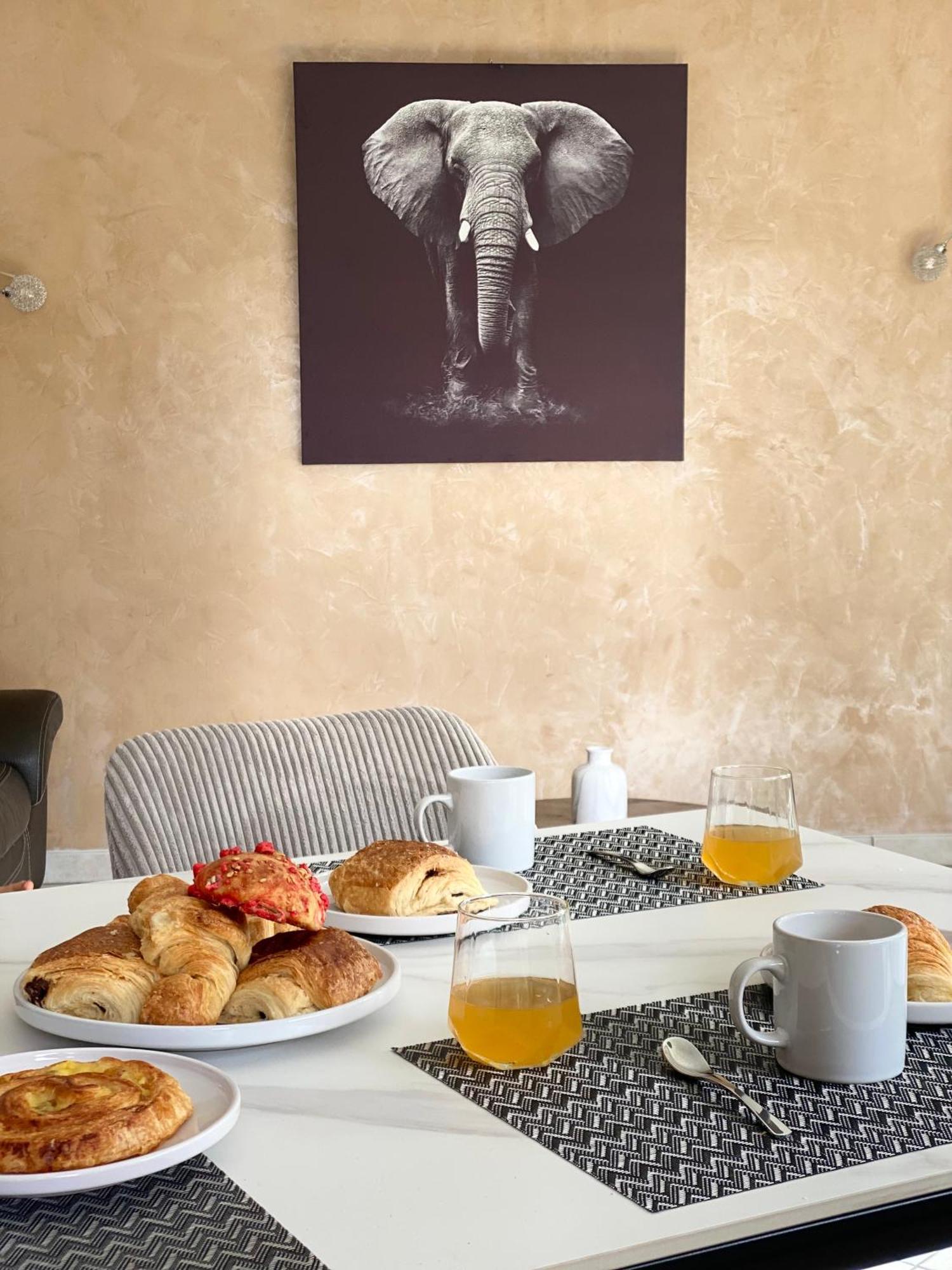 Appartamento Decouvrez Le Charme Au Coeur De Gap Esterno foto